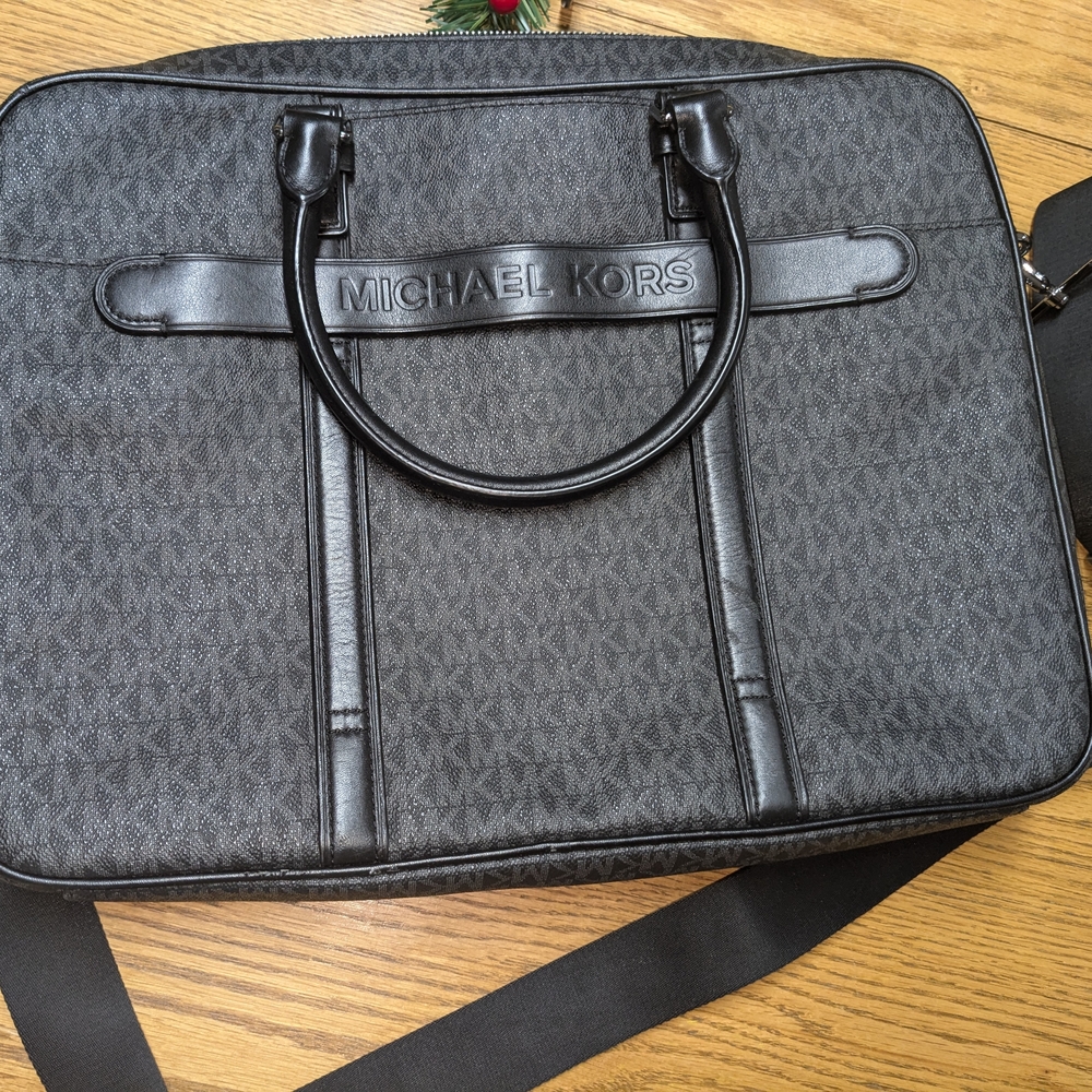 Michael Kors Gray Men's Bag Set - Picture 12 of 16